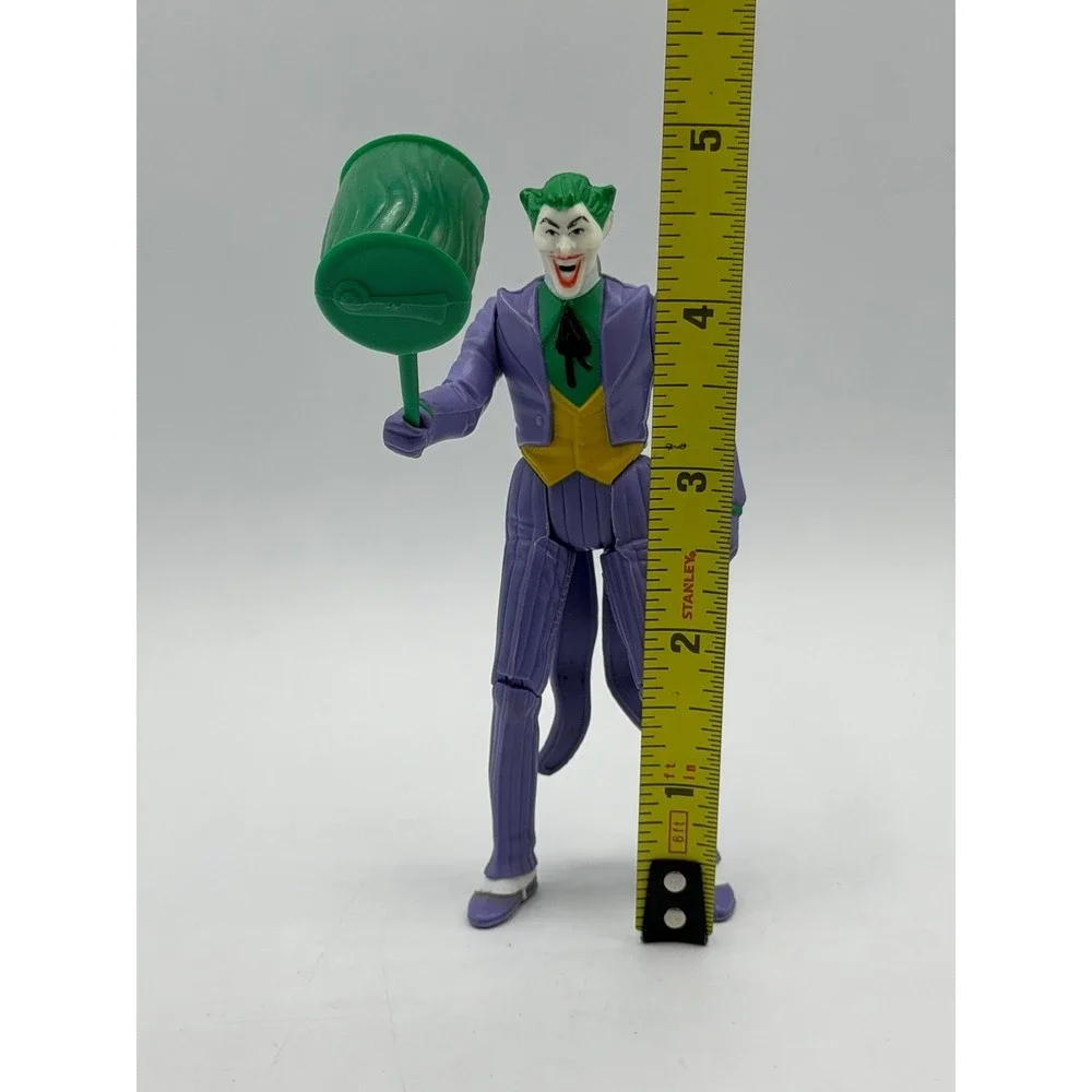 Vintage 1984 Kenner DC Super Powers Joker Action Figure with Mallet Accessory - Picture 4 of 17